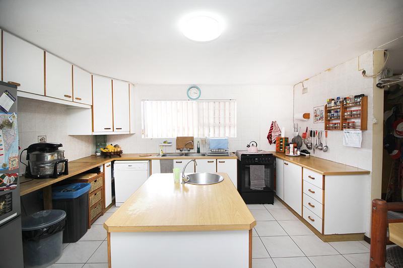 6 Bedroom Property for Sale in Hersham Western Cape